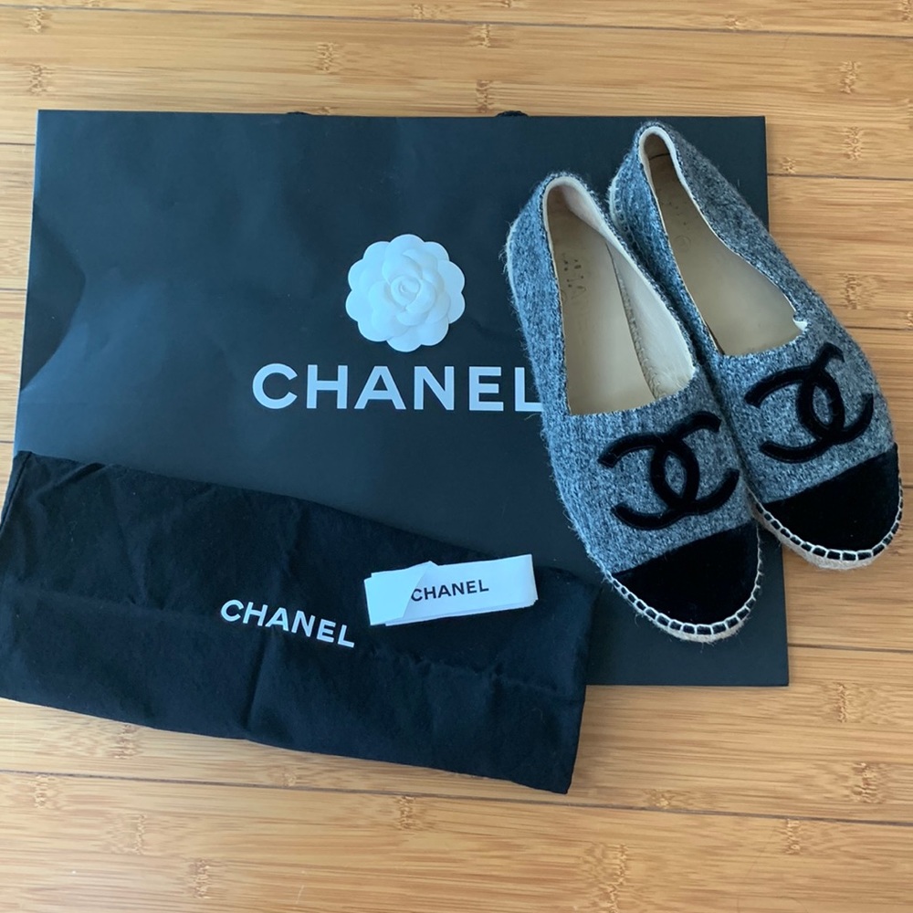 Chanel grey and black tweed espadrilles. Sz 38